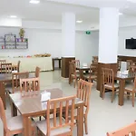 Old 3* Σκόπια